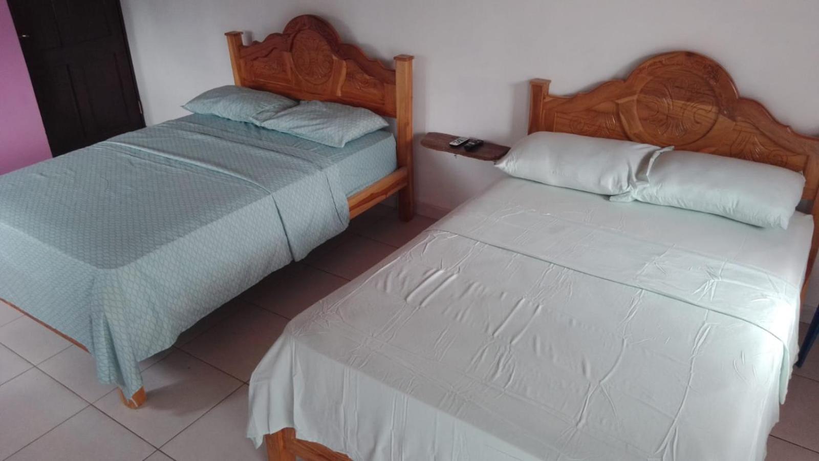 Oceans Hostal Santa Catalina Exterior photo